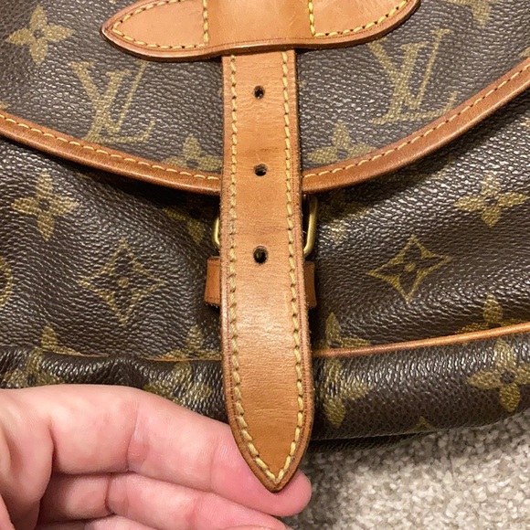 (sold) Louis Vuitton Saumur - Picture 12 of 15